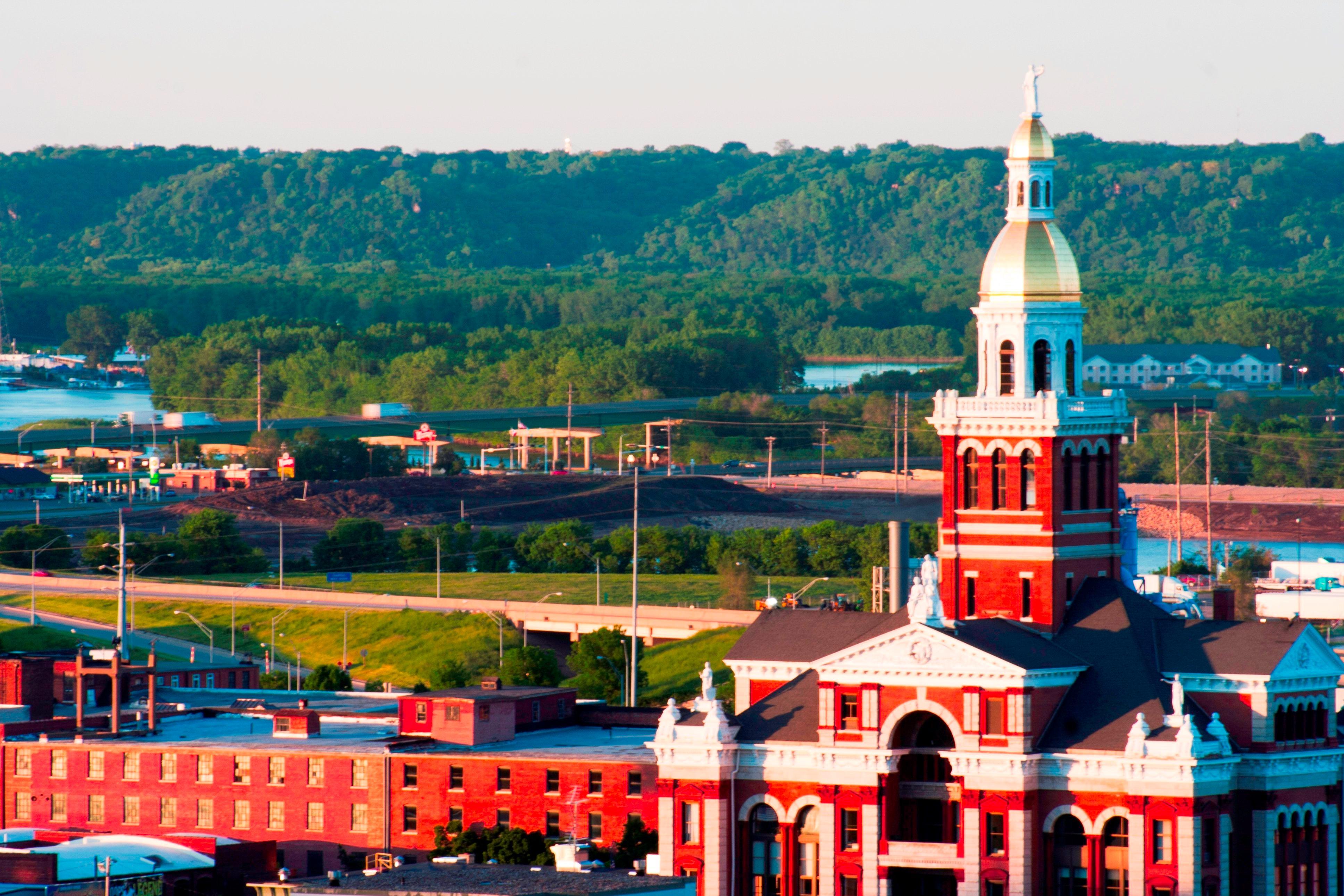ฮอลิเดย์ อินน์ ดูบิวก์/กาลีนา Dubuque ภายนอก รูปภาพ